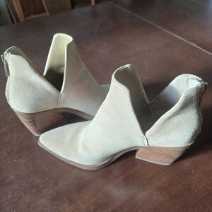 Vince Camuto Camel Ankle Booties